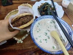 羊肉汤（多肉）-穆得·老周家牛肉烧饼(普利街店)