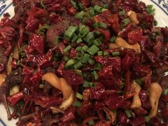-临界音乐酒馆·小龙虾·江湖菜(华熙LIVE·鱼洞店)