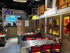 -马路牙子烧烤音乐酒馆(望京店)