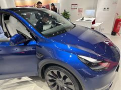-TESLA 特斯拉(北京颐堤港体验店)