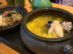 云南经典汽锅鸡-云海肴·汽锅鸡·云南菜(苏州中心店)
