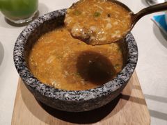 蟹粉豆腐煲-蝶园·装修中(BFC外滩金融中心店)