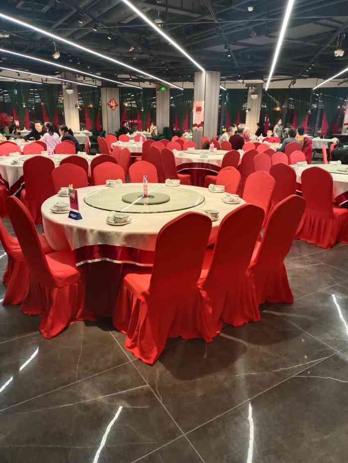 登瀛楼(鼓楼店)-"和亲戚一家小聚,晚上来的这里,离家不远,.