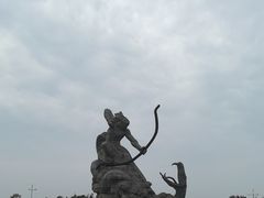 -巴陵广场