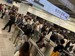 -东方体育中心(地铁站)