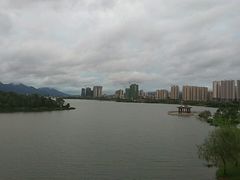 -飞来湖湿地公园