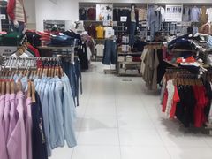 -优衣库(郑州二七万达广场店)