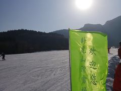-济南卧虎山滑雪场