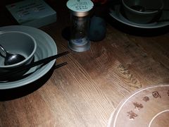 -蜜桃餐厅·伴山(湖滨商业街店)