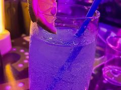 -UP嘻哈酒吧(粉巢店)