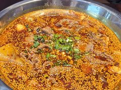 -佰人王串串香火锅(洋珠巷店)