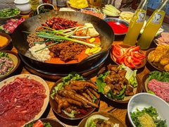 -四小区火锅·巷子里的重庆火锅(花照壁店)