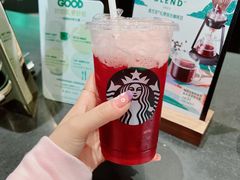 冰摇红莓黑加仑茶BCJT-星巴克(来福士2F店)