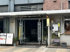 -三勾JJJ Burger&Coffee(梅溪湖店)