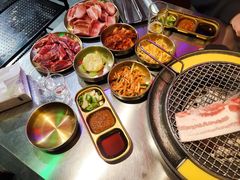 -釜山火炉·海鲜烤肉(紫藤路店)