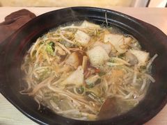 -砂锅米线