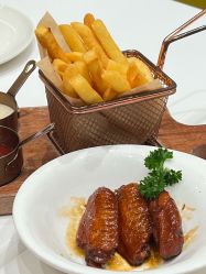 -奈尔宝·儿童乐园·亲子餐厅(鄞州万达店)