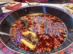-何师傅美蛙鱼头(汉街店)