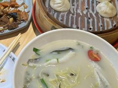 -玖鲜小笼(中山广场店)