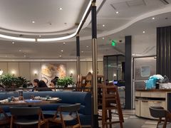 -港丽餐厅(正大店)