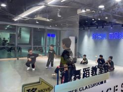 -STAR舞蹈工作室