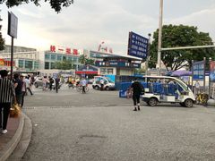 -广州白马服装市场