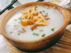 荔湾艇仔粥-新大咀港式茶餐厅(宝山万达店)