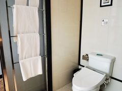 -天港漫非酒店(宁波火车站联丰地铁站店)