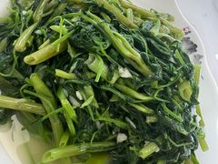 -七的湖·晚芳亭·阳澄湖农家菜·大闸蟹(莲花岛店)
