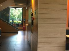 -麦当劳(友谊路得来速店)