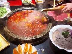 屠场鲜毛肚-洞府防空洞老火锅(解放碑总店)