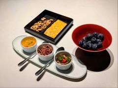 餐前小凉菜三样-荣轩(新荣记环球金融中心店)