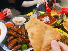 -东海岸人工湖美食村