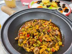 吉祥三宝-吃不恼火·江湖菜·小酒馆(日月光田子坊店)