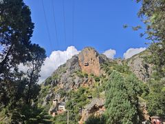 -鸡足山前檐崆峒山观音阁禅寺