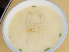 -面婆婆东台鱼汤面(湛江路店)