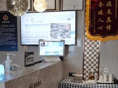 -潮漫酒店(北京通州环球度假区临河里地铁站店)