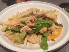 阳江小盆菜-先记烧鹅王·本地粤菜(福永店)