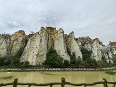 -彩色沙林风景区