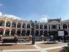 -佛罗伦萨小镇广佛名品奥特莱斯(疏港路店)