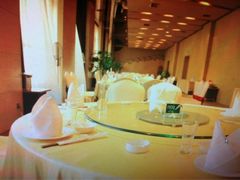 -麒麟华膳汇(飞泷商务大厦店)