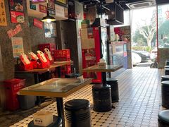 -肥汁米蘭香港米线(定西路店)