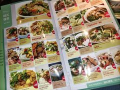 -大头虾越式风味餐厅(光明广场店)