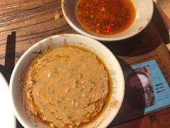 -老牌坊云南鱼豆花火锅(嵩山店)