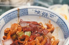 Sauce-Braised Pork Liver and Intestine Noodles