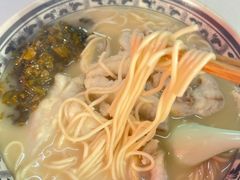-明呈黄鱼面馆(斜土路店)