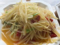 -临江餐馆二楼美食部落