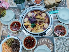 -顶上头·螺蛳火锅(五一新村店)