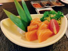 三文鱼刺身-虎焱炭火烧肉