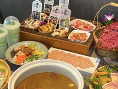 -一朵菌·野生菌探索家火锅(南亚店)